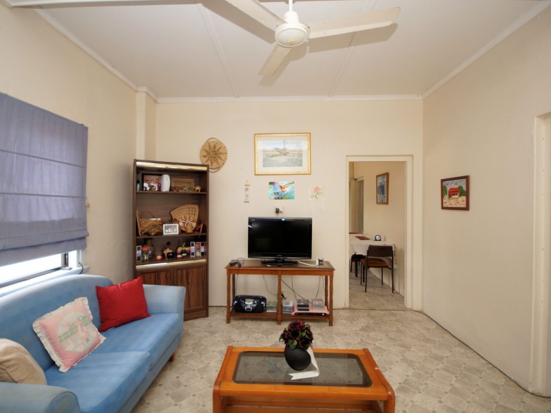 1-2/7 Blackman Street, Tully QLD 4854