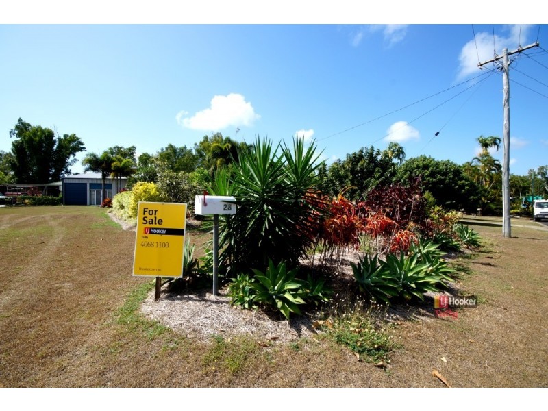 28 Melaleuca Drive, Tully Heads QLD 4854