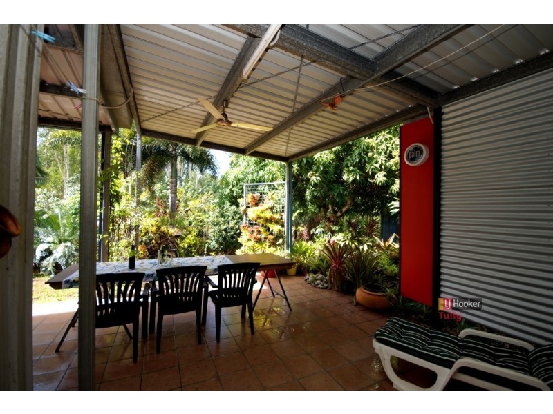 28 Melaleuca Drive, Tully Heads QLD 4854