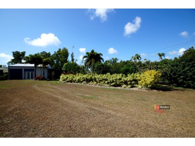 28 Melaleuca Drive, Tully Heads QLD 4854