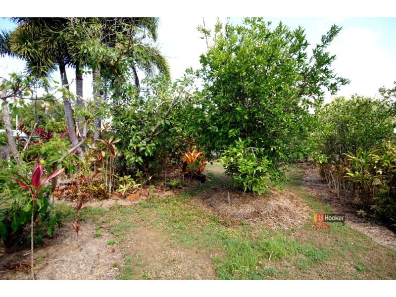 28 Melaleuca Drive, Tully Heads QLD 4854