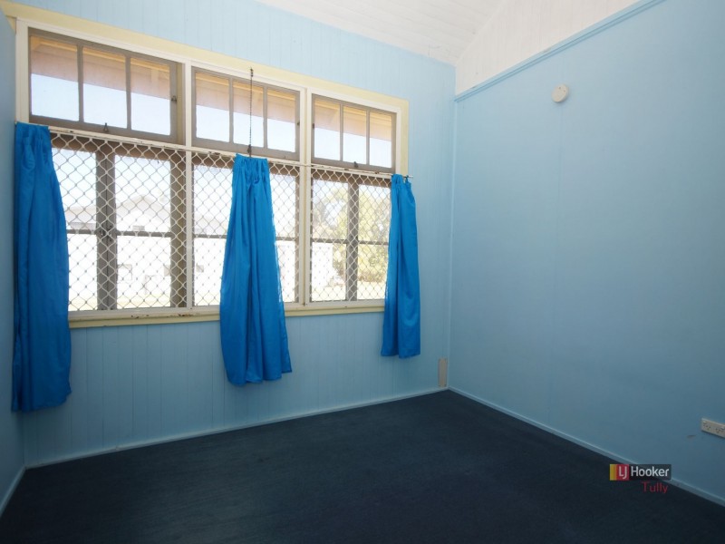 121 Taylor Street, Tully Heads QLD 4854