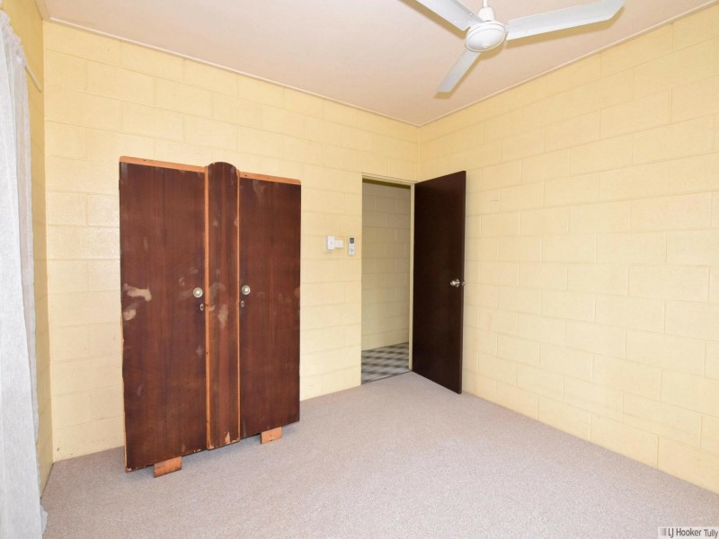 10 Casuarina Street, Tully Heads QLD 4854