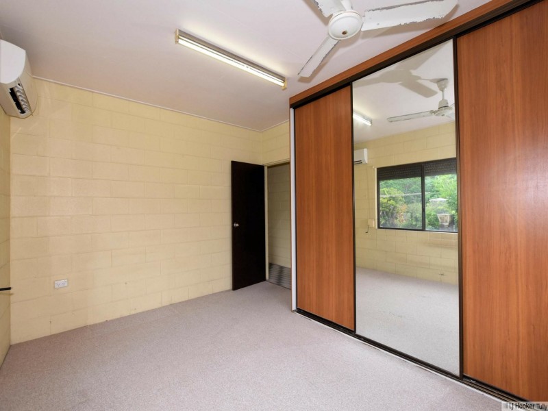 10 Casuarina Street, Tully Heads QLD 4854