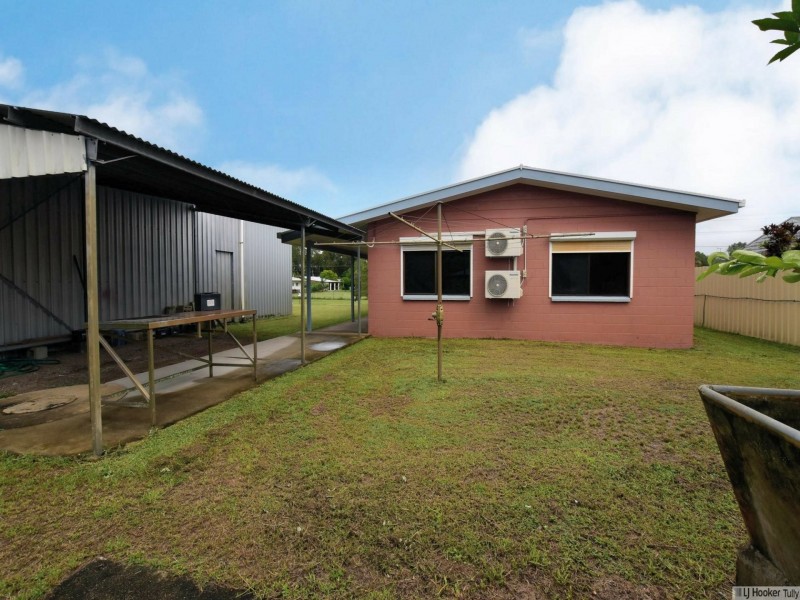 10 Casuarina Street, Tully Heads QLD 4854