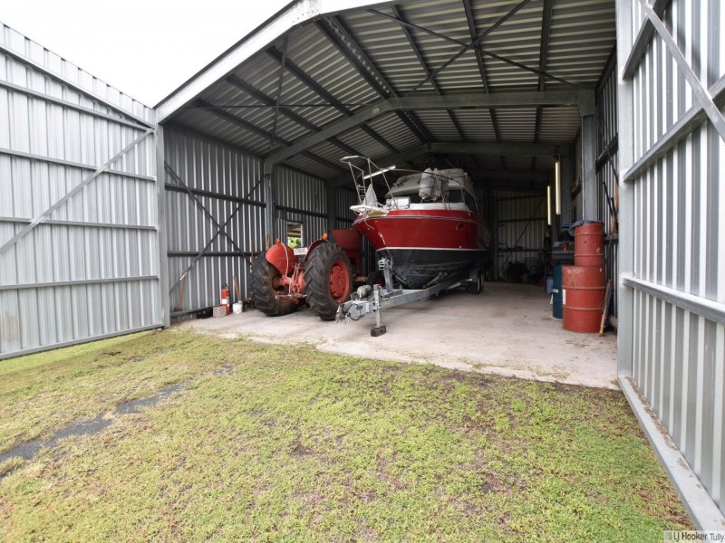 10 Casuarina Street, Tully Heads QLD 4854