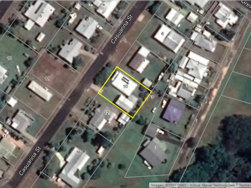10 Casuarina Street, Tully Heads QLD 4854