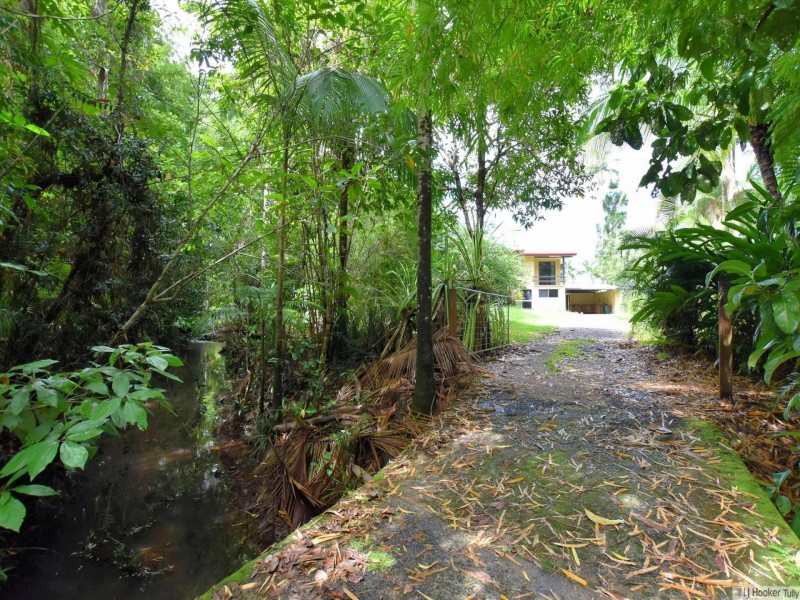 6 Lloyd Bell Road, Merryburn QLD 4854