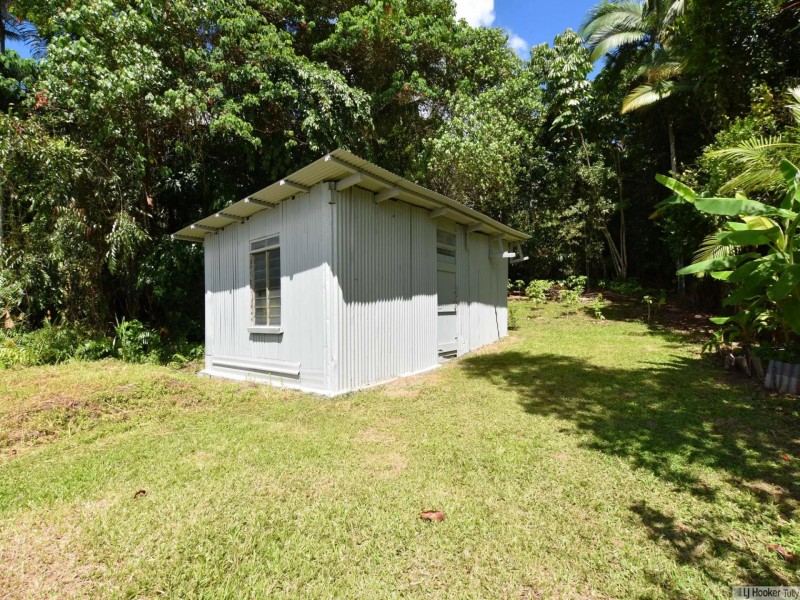 8 Geddes Street, Tully QLD 4854