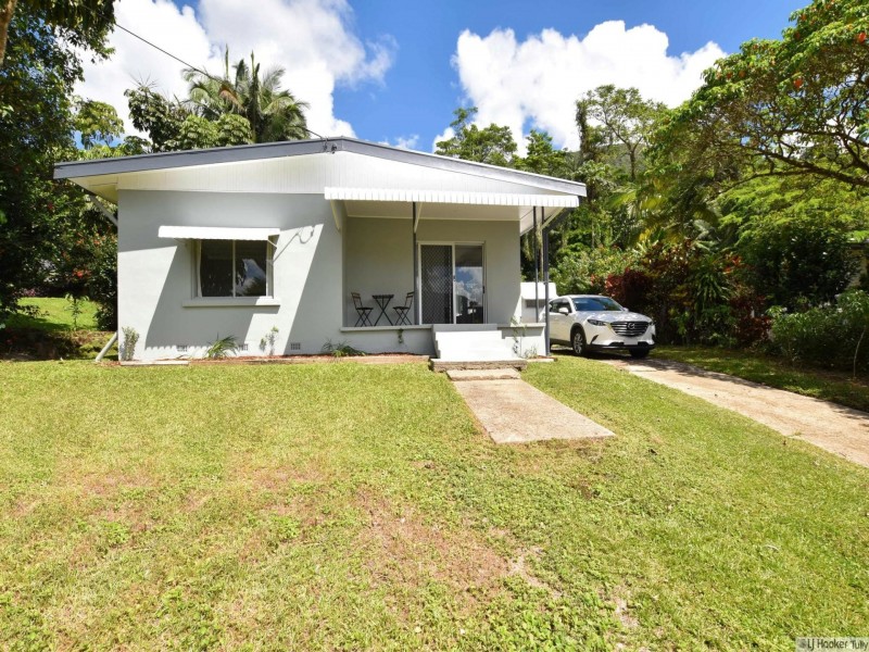 8 Geddes Street, Tully QLD 4854