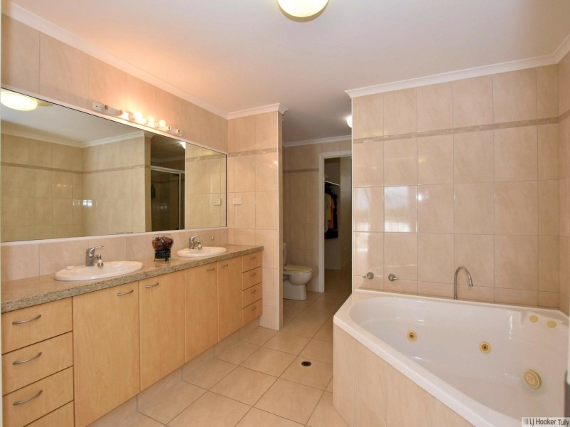 Unit 1/23 Poinciana Boulevard, Cardwell QLD 4849