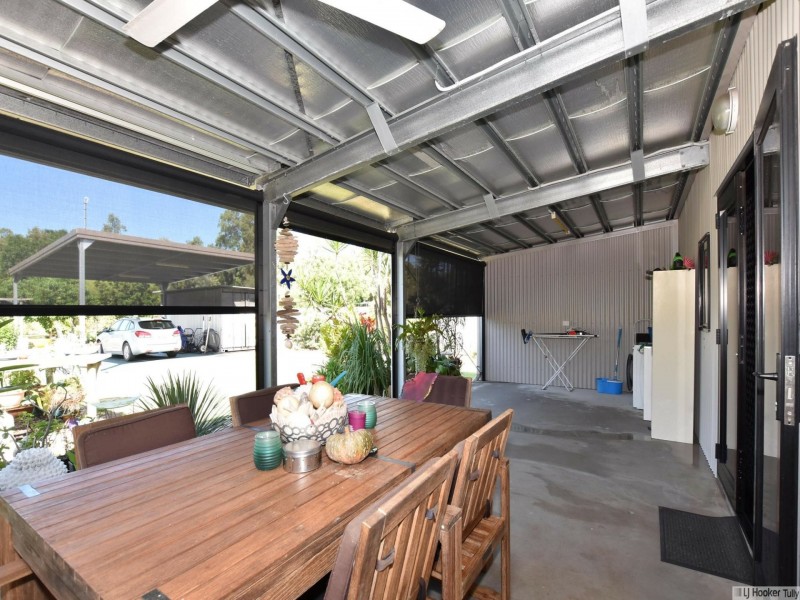 16 Muir Street, Tully Heads QLD 4854