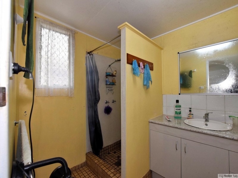 2 Murray Street, Tully QLD 4854