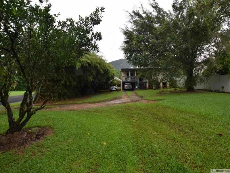 2 Murray Street, Tully QLD 4854
