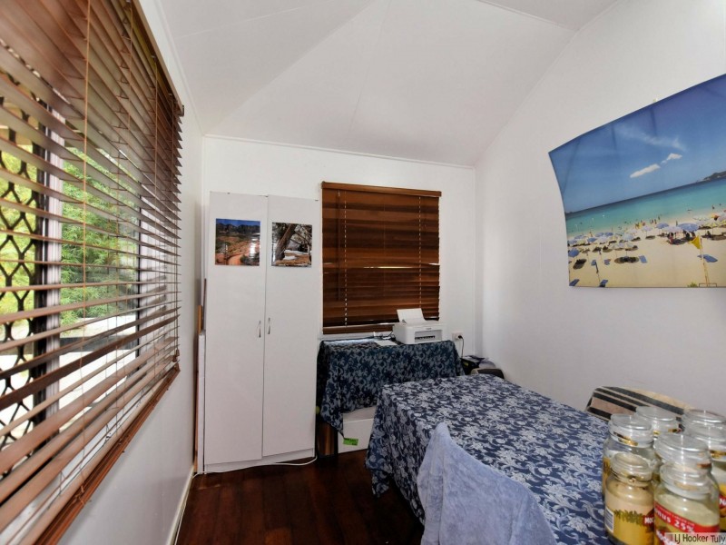 2 Murray Street, Tully QLD 4854