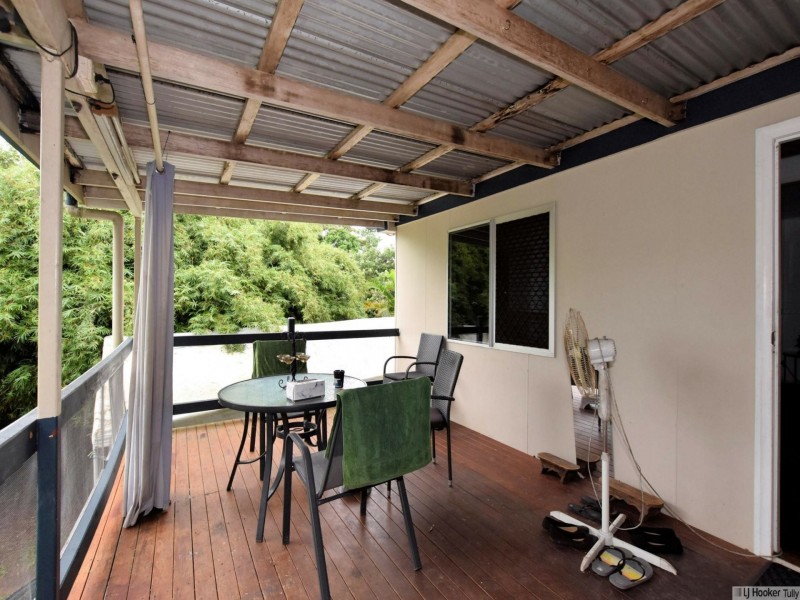 2 Murray Street, Tully QLD 4854
