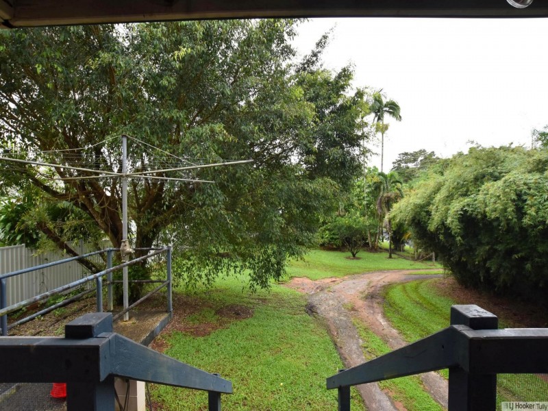 2 Murray Street, Tully QLD 4854