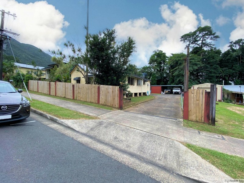 14 Watkins Street, Tully QLD 4854