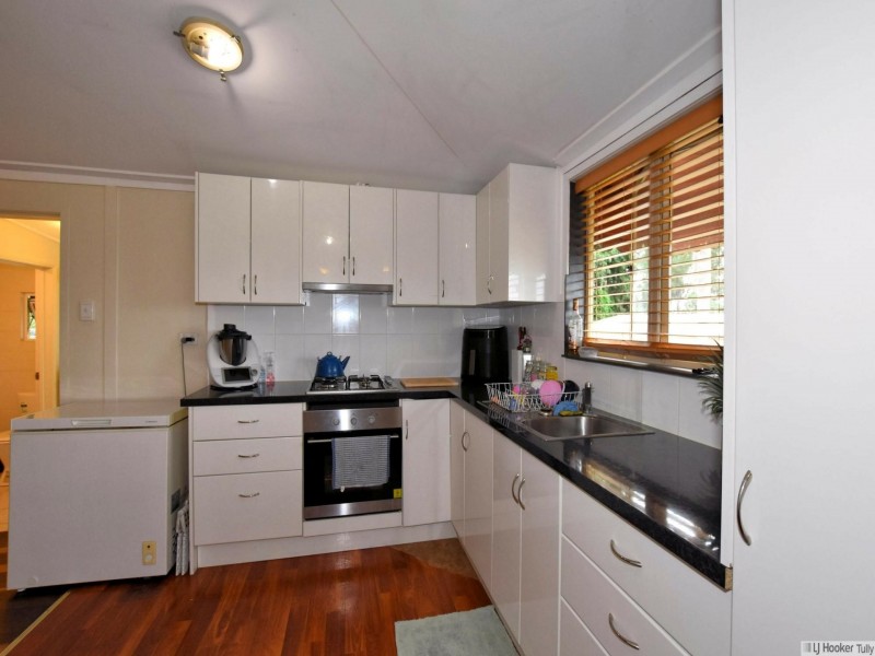 14 Watkins Street, Tully QLD 4854