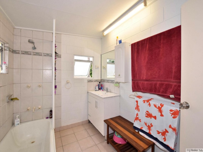 14 Watkins Street, Tully QLD 4854