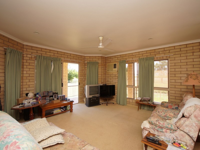 787 Upper Murray Road, Murray Upper QLD 4854