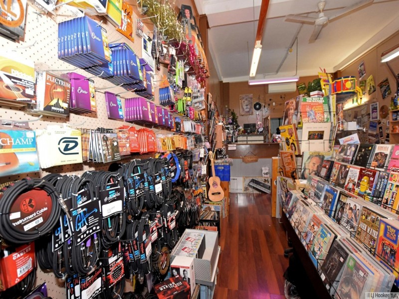 39 Butler Street, Tully QLD 4854