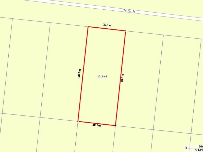 13 Trower Street, Tully QLD 4854