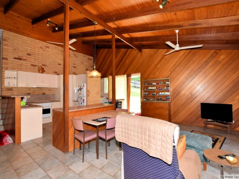 19 Bamber Street, Tully QLD 4854