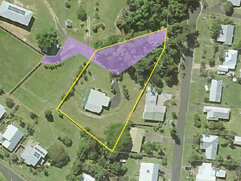 19 Bamber Street, Tully QLD 4854
