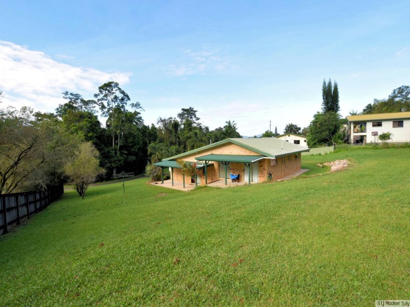 19 Bamber Street, Tully QLD 4854