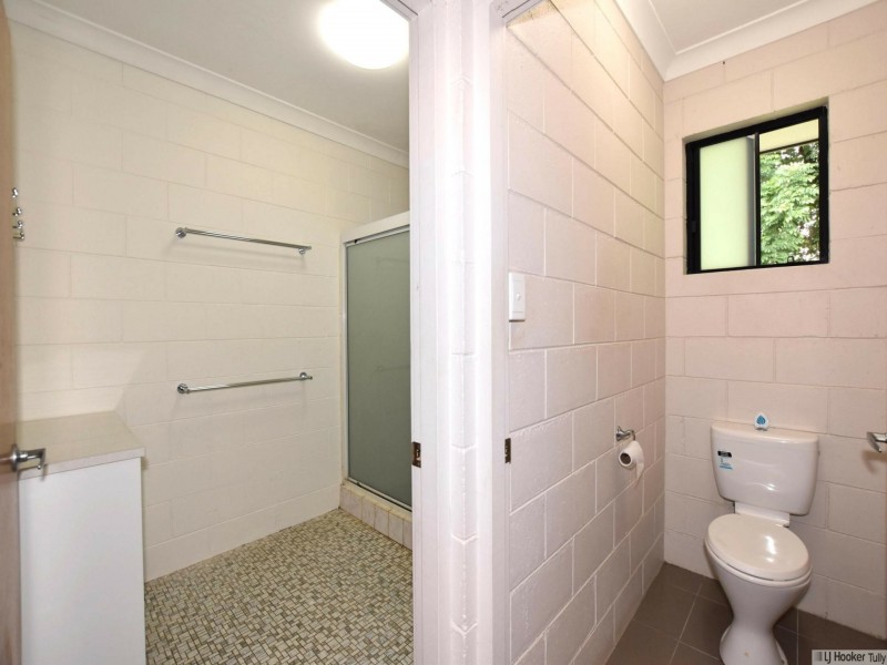 9 Henry Street, Tully QLD 4854