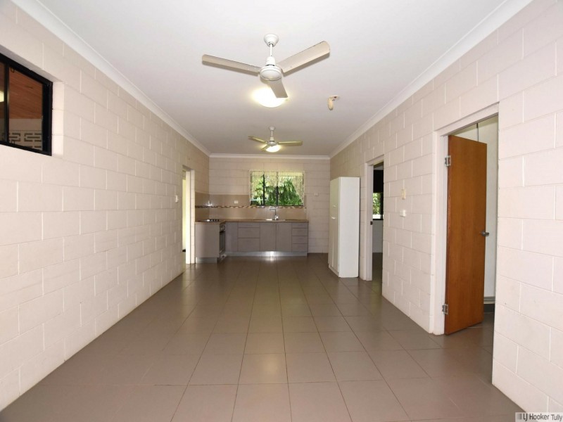 9 Henry Street, Tully QLD 4854