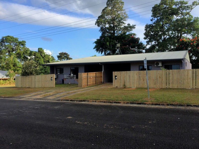 9 Henry Street, Tully QLD 4854