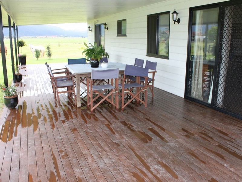 154 Old Tully Road, Birkalla QLD 4854