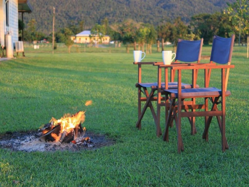 154 Old Tully Road, Birkalla QLD 4854