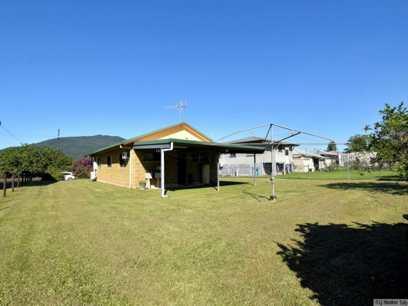 53 Murray Street, Tully QLD 4854
