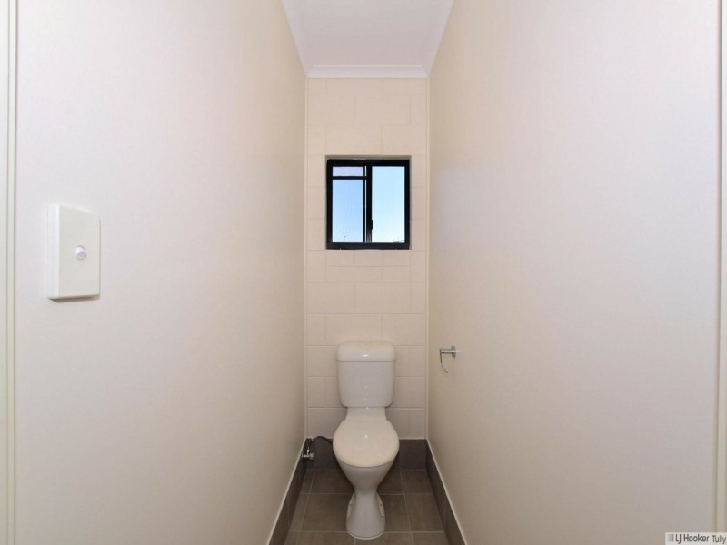 117 Taylor Street, Tully Heads QLD 4854