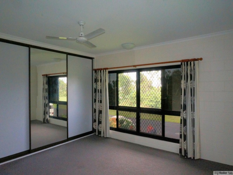 117 Taylor Street, Tully Heads QLD 4854