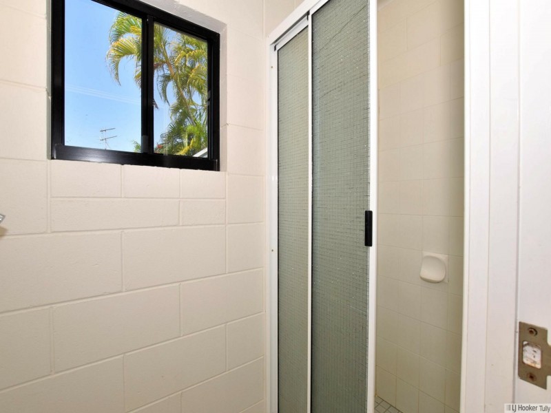 117 Taylor Street, Tully Heads QLD 4854