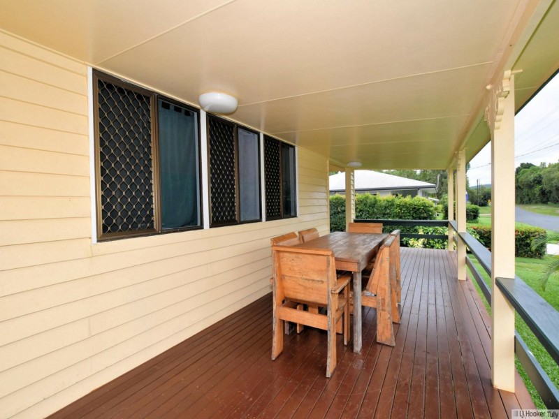 121 Taylor Street, Tully Heads QLD 4854