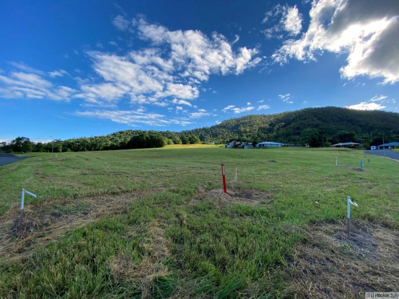 1 Gourley Street, Tully QLD 4854