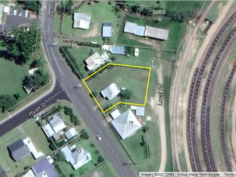 76 Bryant Street, Tully QLD 4854