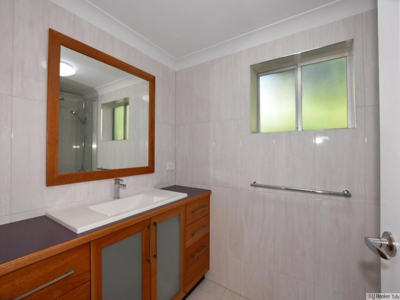 2 Endeavour Avenue, Mission Beach QLD 4852