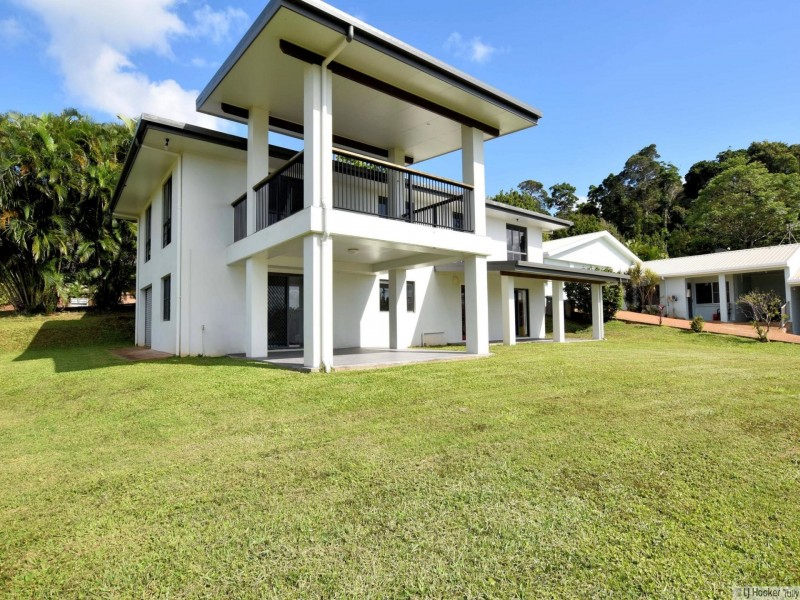 2 Endeavour Avenue, Mission Beach QLD 4852