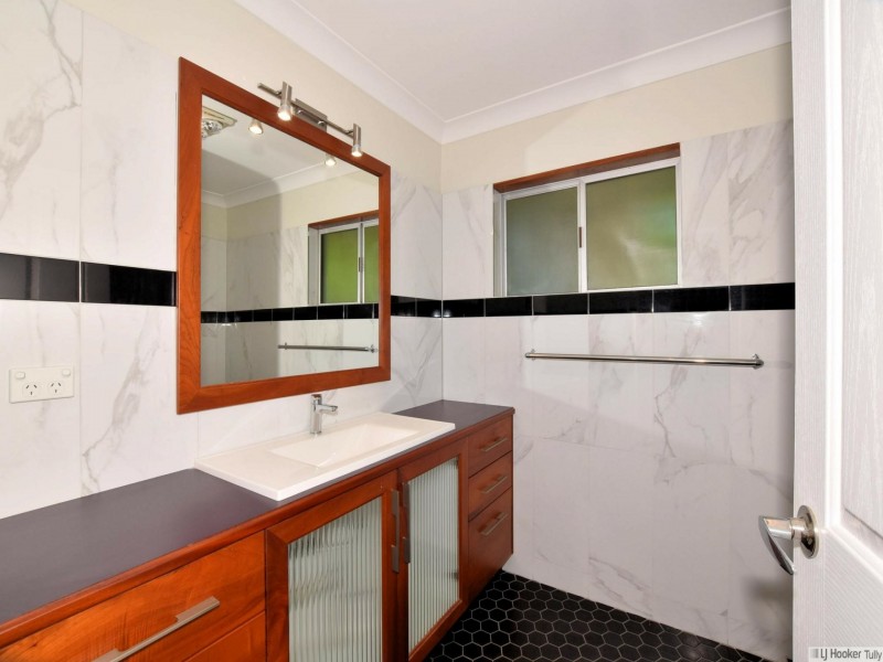 2 Endeavour Avenue, Mission Beach QLD 4852