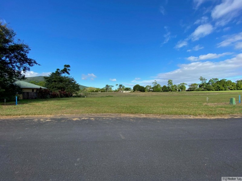 40 Campbell Street, Tully QLD 4854