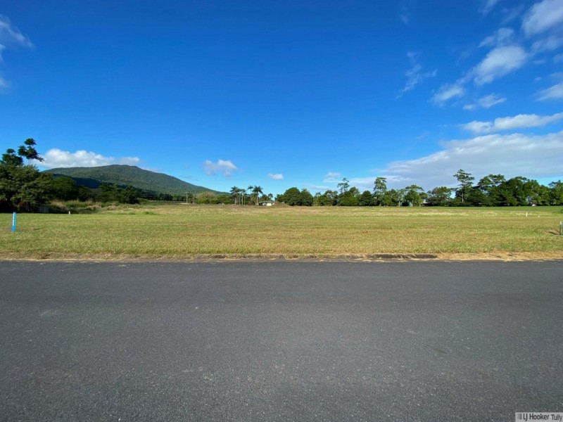 42 Campbell Street, Tully QLD 4854