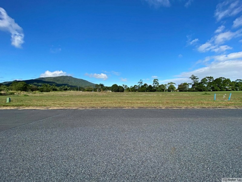 44 Campbell Street, Tully QLD 4854