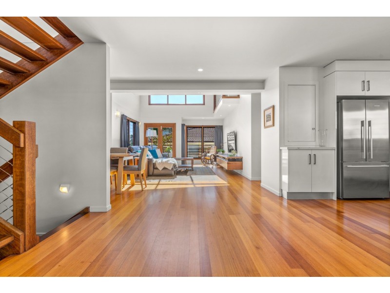 48 Campbell Street, Tully QLD 4854