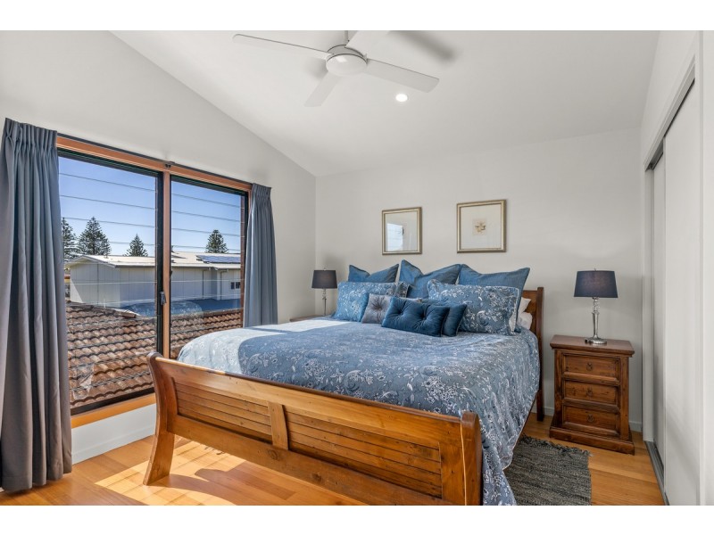 48 Campbell Street, Tully QLD 4854